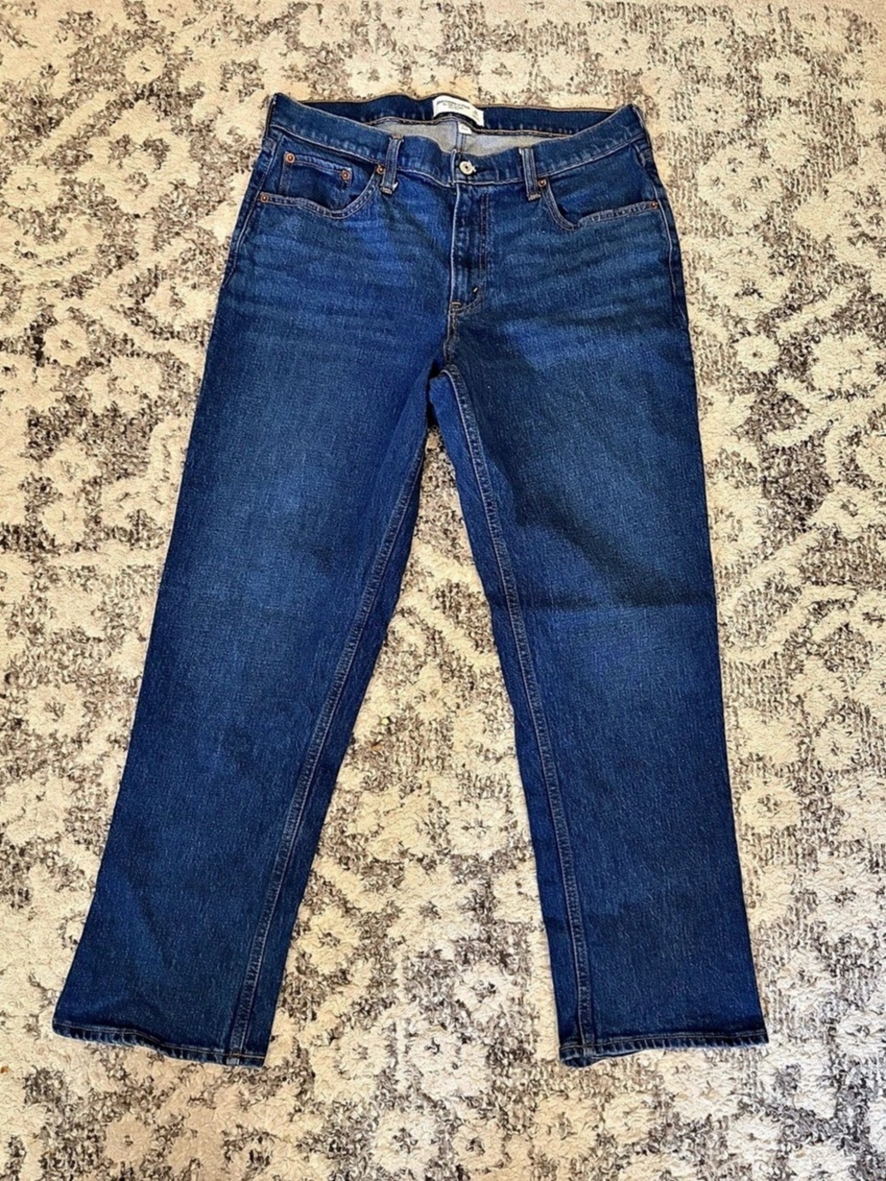 Abercrombie & Fitch Curve Love The 90s Straight Mid Rise Jean The 90s Straight